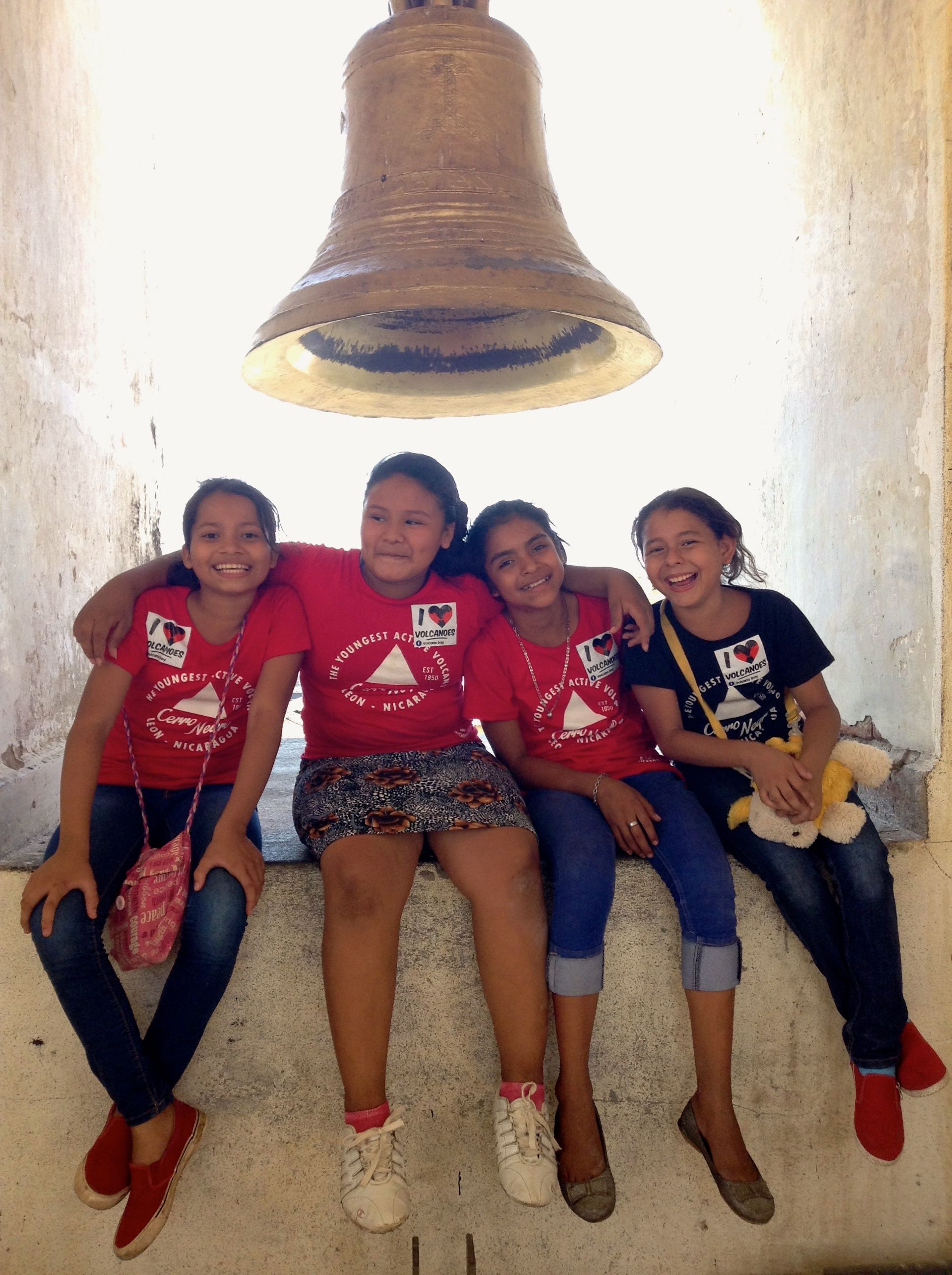 Alison, Odalis, Yessica and Belen in the cathedral's bell tower. 